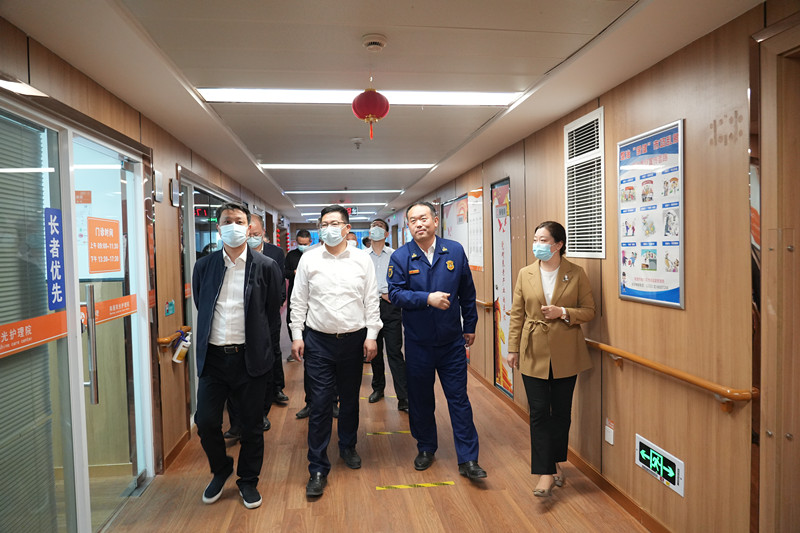 刘洪副市长带队赴阳光养老集团开展节前安全督导检查